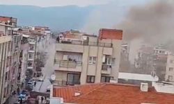 Evini ateşe verdi, kaçarken yakalandı