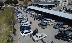 Demirci 2. El Oto Pazarı kapılarını açtı