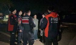 Dağlık alanda mahsur kalan çocuklar kurtarıldı