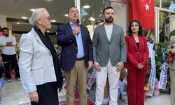 Besim Dutlulu'dan genç eczacıya 'siyasete girme' tavsiyesi