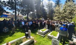 Kazada hayatını kaybeden kamyon sürücüsü son yolcuğuna uğurlandı