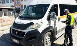 Manisa'da okul çevrelerine sıkı trafik denetimi: 9 sürücüye ceza