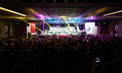 Yunusemre Türk Müziği Topluluğundan unutulmaz konser