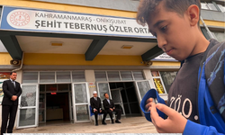 Maraş'ta öğrenciler, saldırıda hayatını kaybedenler için dua etti