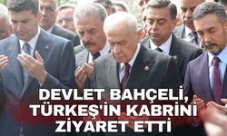 Devlet Bahçeli, Türkeş'in kabrini ziyaret etti
