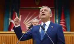 Özel Özel'den Bahçeli'ye: "55 milletvekilinin istifasını getirmeyen namerttir"