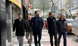 Mücahit Arınç Manisa halkıyla sokaklarda dolaştı