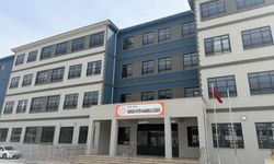 Mersin'de bir lise öğrencisi silahla yakalandı