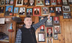 Ölen müşterilerinin hatıralarını kıraathanenin duvarında yaşatıyor