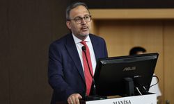 Kasapoğlu CBÜ'de kamu yönetimi öğrencileriyle buluştu