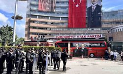 Kılıçdaroğlu’nun bayramın ikinci günü CHP Genel Merkezi’ndeki bayramlaşma programına katılması bekleniyor