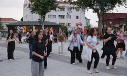 Meydanda spor ve müzik coşkusu