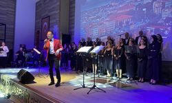 Alaşehir’de 'İstanbul Şarkıları' rüzgarı