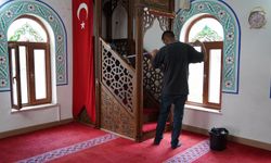 Yunusemre’de camiler bayram namazına hazırlanıyor