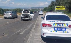 Gömeç’te iki otomobil çarpıştı: 2 yaralı