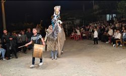 Manisa'da 135 yıllık "Kukla Deve" geleneği yaşatılıyor