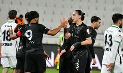Manisa FK evinde şov yaptı