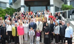 Yenişehirlioğlu AK Parti Kadın Kollarıyla bir araya geldi