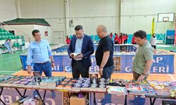 Sarıgöl'de binlerce kitap öğrencilerle buluştu