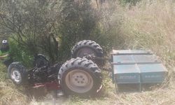 Manisa'da traktör şarampole yuvarlandı: sürücü hayatını kaybetti