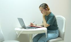 Manisa Büyükşehir Belediyesi online eğitim ile öğrencileri geleceğe hazırlıyor