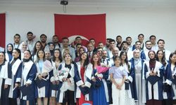 CBÜ Sarıgöl MYO'da mezuniyet sevinci