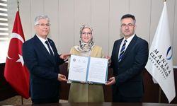 CBÜ ve BTÜ arasında protokol imzalandı