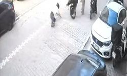 Gaza fazla basınca motosiklet ön kaldırarak ileri fırladı, yoldan geçen kadına çarptı