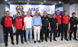 Manisa'da afet kahramanlarına akreditasyon arması takıldı