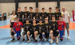 Manisa voleyboluna çifte şampiyona kontenjanı kazandırdılar