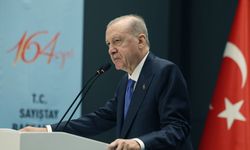 Cumhurbaşkanı Erdoğan: "Yaşananlar ana muhalefet partisinin iç meselesidir"