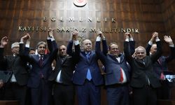 Cumhurbaşkanı Erdoğan'dan ana muhalefete: "Bu kafayla giderseniz milletten daha çok tokat yersiniz"