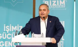 Keçiören Belediye Başkanı Özarslan AK Parti Genel Merkez binasına geldi