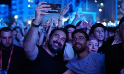 Mücahit Arınç Sagopa Kajmer konserini vatandaşlarla takip etti