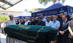 Irmak öğretmen gözyaşları içinde toprağa verildi