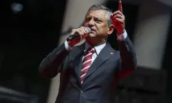 Sosyal medya 'Yeni Parti' hesabını konuşuyor! Özgür Özel'den açıklama geldi