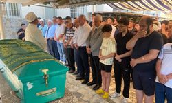 Kalbine yenilen Manisalı eğitimci son yolculuğuna uğurlandı
