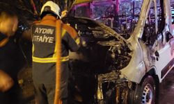 Aydın'da minibüs alevlere teslim oldu