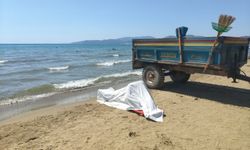 İzmir'de sahilinde erkek cesedi bulundu
