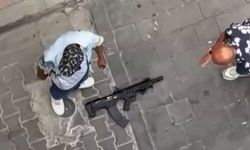 İzmir’de sokak ortasında tüfekle d*hşet saçan şehir magandaları kıskıvrak yakalandı