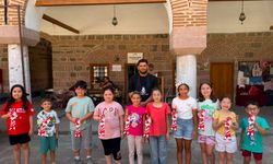 Şehzadeler’de Hacivat ve Karagöz’e "Milli Takım" dokunuşu