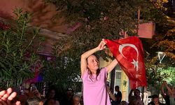 İlksen Özalper'den atlı protesto
