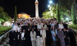 AK Parti Manisa kuruluşunun 25. yılında mevlit düzenledi