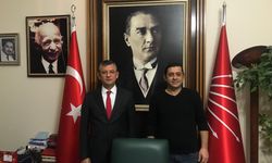 CHP'li Vahap Seçer'in kardeşinden Özgür Özel'in "kasasına" 250 bin TL