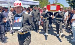 Kazada vefat eden Manisalı uzman çavuş gözyaşları içinde toprağa verildi