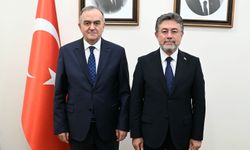 MHP’li Akçay üzüm üreticisinin sözcüsü oldu
