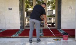 Yunusemre'de ibadethanelerde kapsamlı temizlik çalışması
