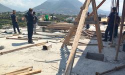 Eşini ve kayınvalidesini bıçakladı, Canlı yayında yaşamına son vermeye çalıştı