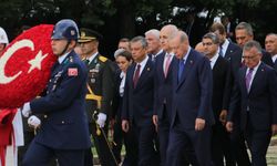 Cumhurbaşkanı Erdoğan başkanlığındaki devlet erkanı, Anıtkabir'i ziyaret etti
