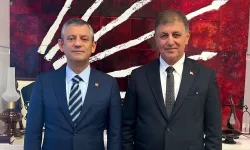 Özel'den Cemil Tugay açıklaması: "İzmirlilerin yüzüne nasıl bakacak"